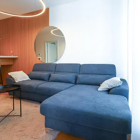 Sanja アパート *